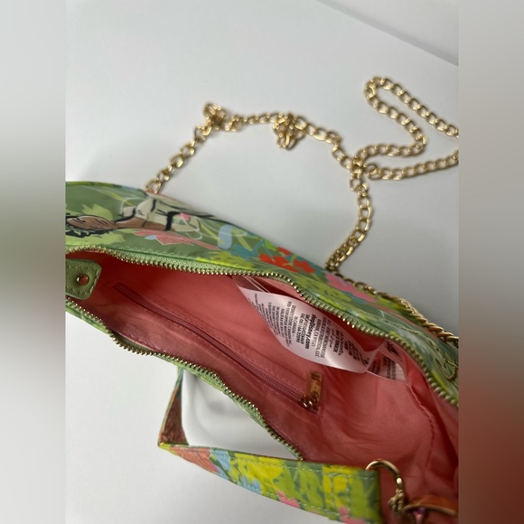Disney Princess Tiana Body Bag - Picture 2 of 4